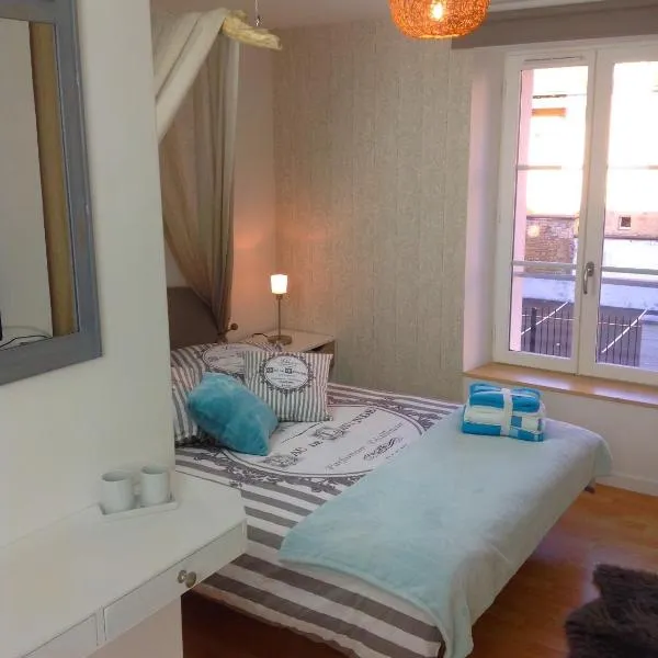 Appartement sur 3 niveaux centre ville CAEN，位于凯恩的酒店