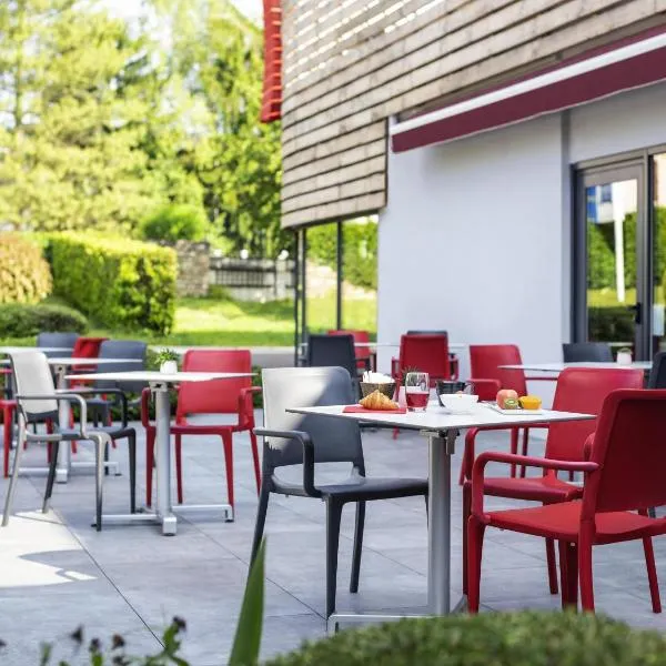 圣乔治夜宜必思酒店，位于尼伊圣乔治的酒店