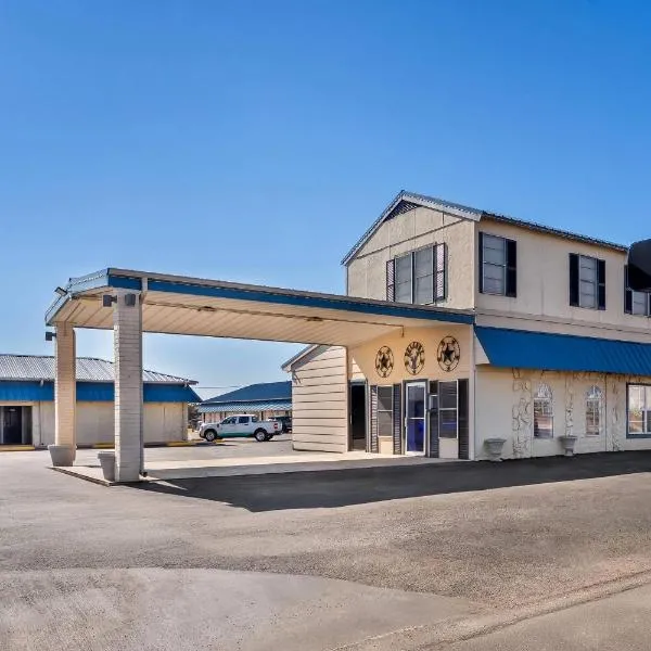 Rodeway Inn Llano,位于Llano的酒店
