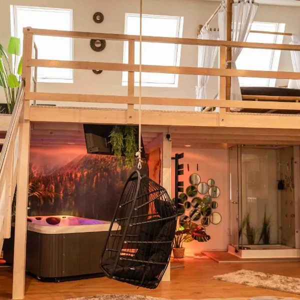 Wellness Suite mit Whirlpool und Sauna，位于艾伦的酒店