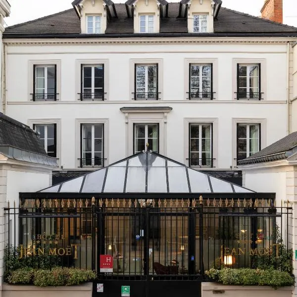 吉恩酩悦酒店，位于埃佩尔奈的酒店
