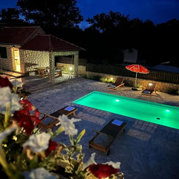 Progon House，位于Perković的酒店