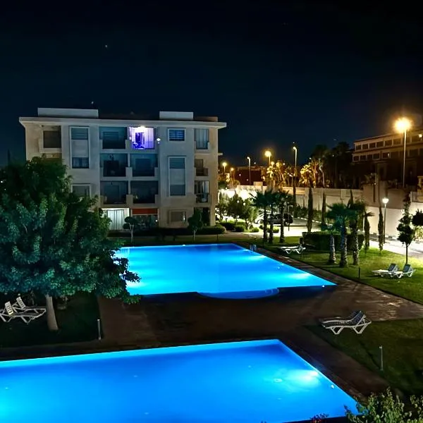 Luxuswohnung in Residence Coralia les orangers，位于马拉喀什的酒店