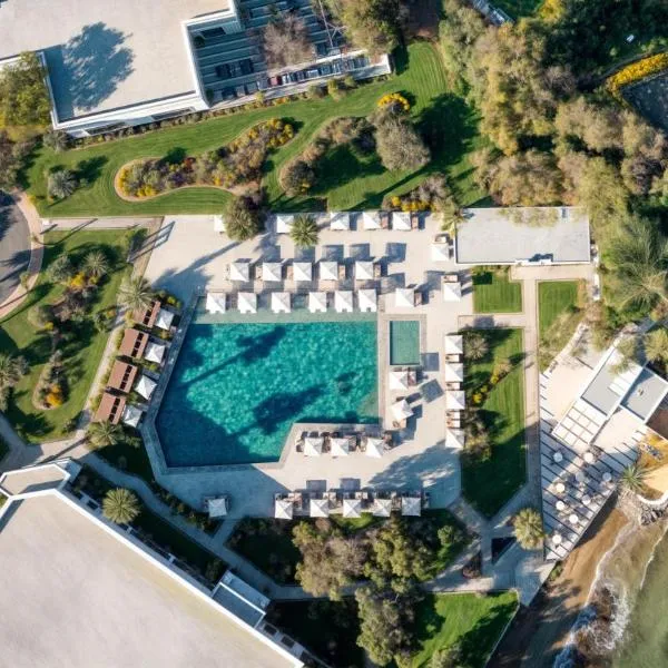 Merit Royal Gardens Hotel & Casino，位于特里科莫的酒店