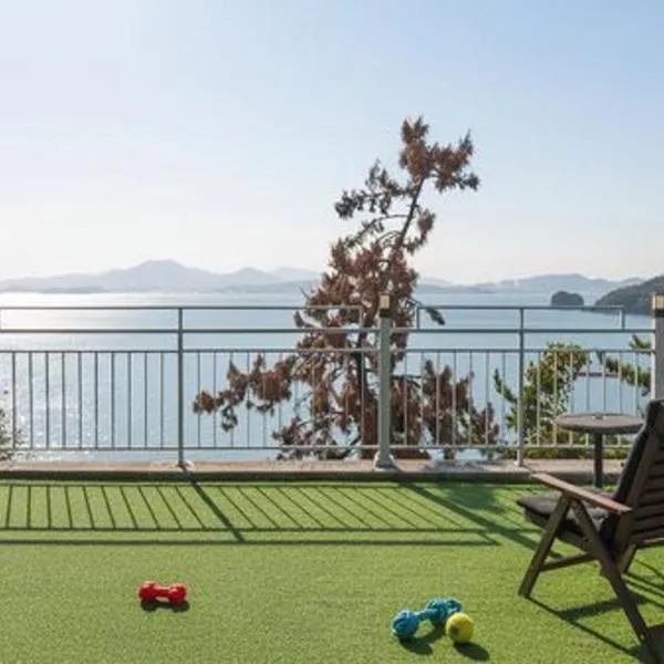 Yeosu dasi bom pension，位于丽水市的酒店