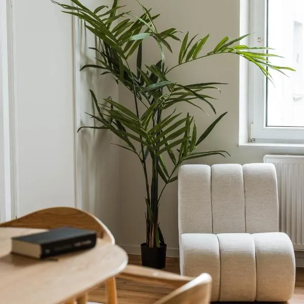 STAYLIGHT Altstadt-Apartment mit Parkplatz & Frühstück - ruhig & zentral gelegen，位于策勒的酒店