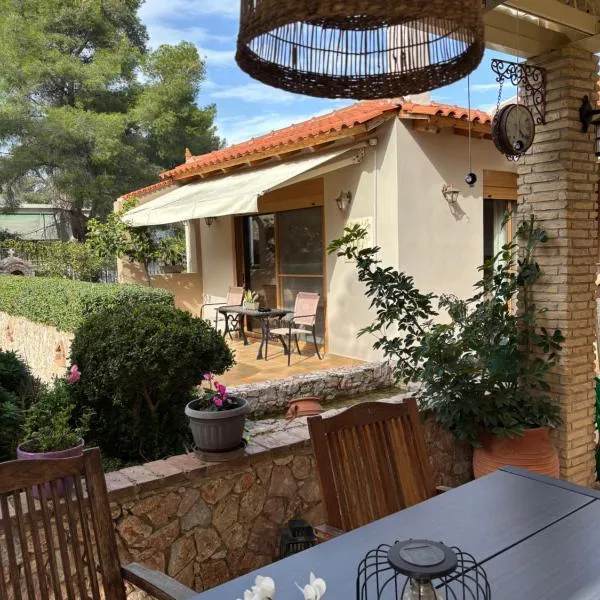 Studio with garden，位于Selínia的酒店