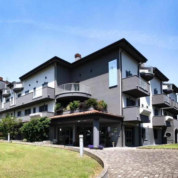 奥罗拉公寓酒店，位于帕代诺杜尼亚诺的酒店