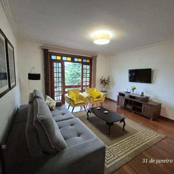 Casa excelente localização perto dos principais pontos turísticos da，位于特雷索波利斯的酒店