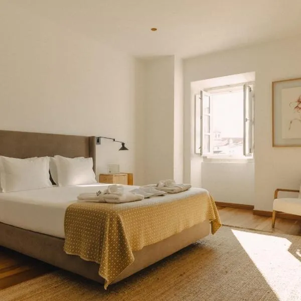 Casa do Gadanha，位于埃斯特雷莫斯的酒店