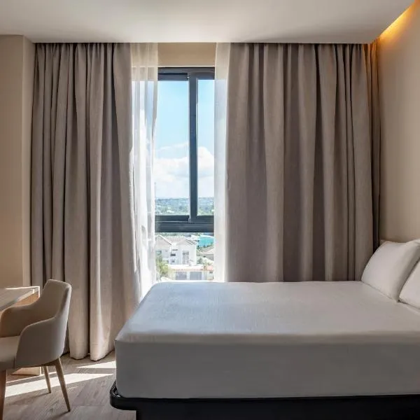 Holiday Inn Puerto Plata-Cofresi Bay Area by IHG，位于圣斐利-银港的酒店