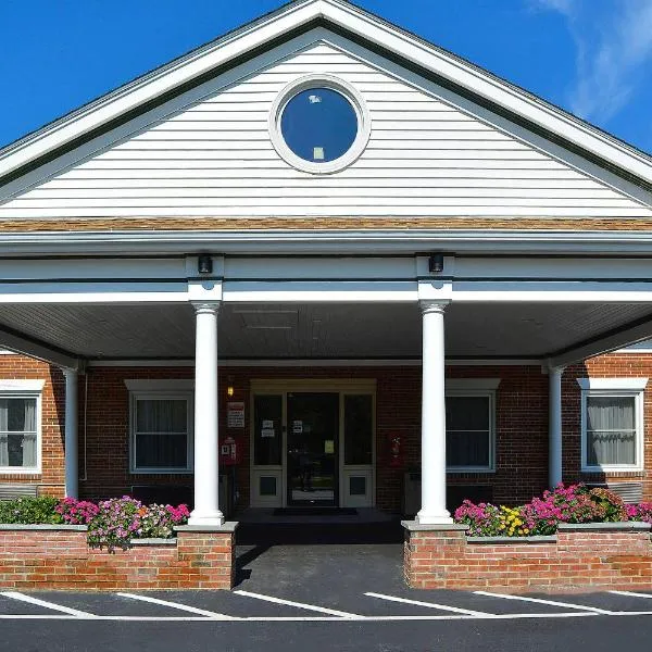 Quality Inn Raynham - Taunton，位于雷纳姆的酒店