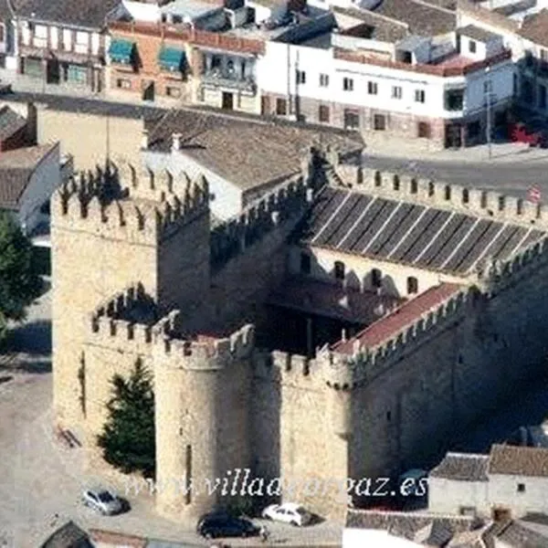 Entrada gratis Castillo de Orgaz，位于Manzaneque的酒店