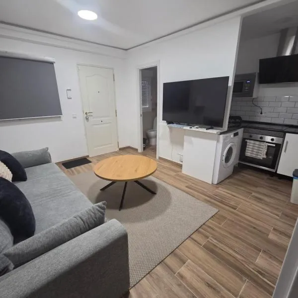 Las vegas，位于阿尔考空的酒店