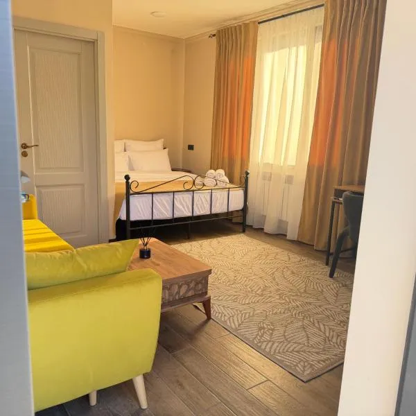 AMare guesthouse,位于Kapan的酒店