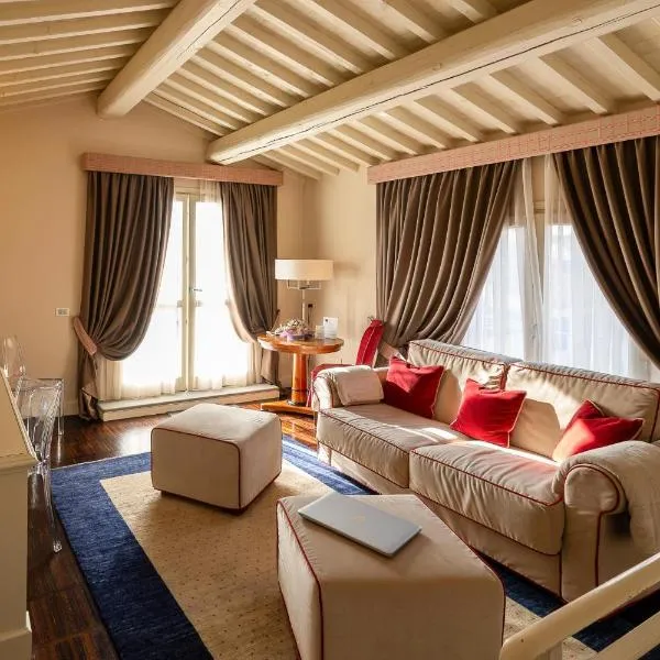 帕特里亚酒店，位于皮斯托亚的酒店