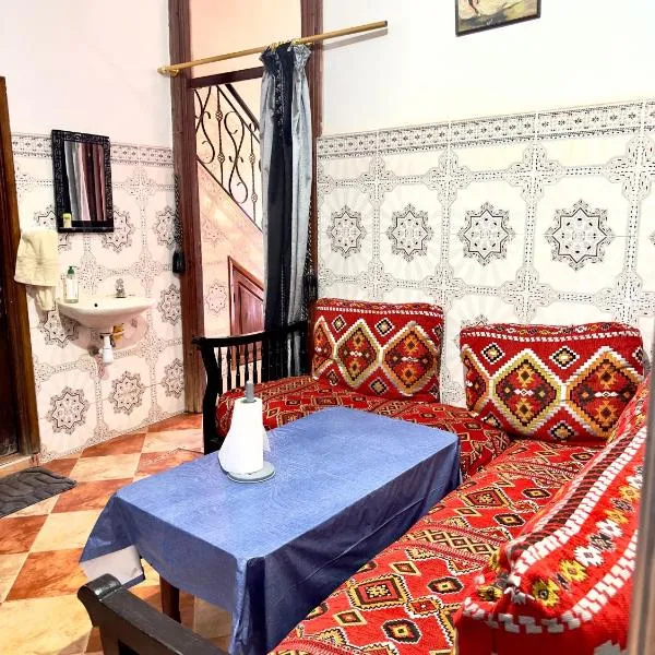 Appartement confort et sérénité，位于Ikhorbane的酒店