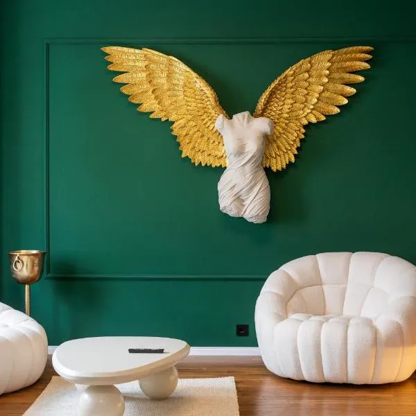 Emerald Suite Design in Neumünster，位于新明斯特的酒店