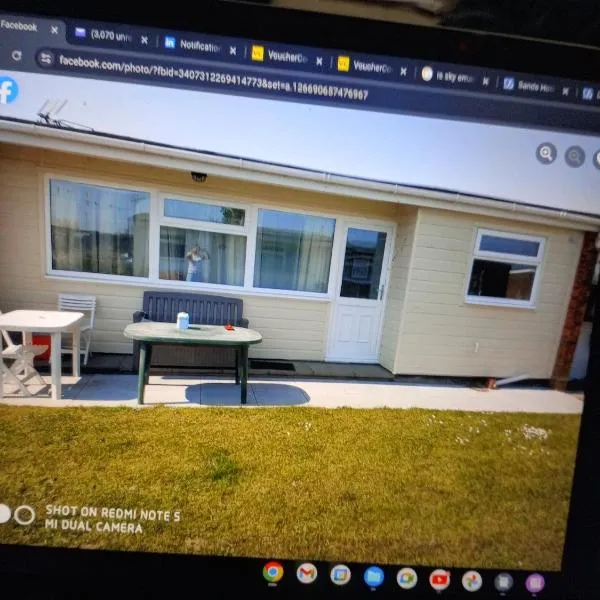 477 California Sands Chalets，位于Scratby的酒店