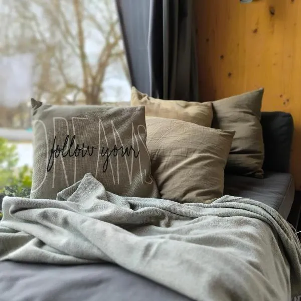 Tiny House 1 im schönen Allgäu mit großem Garten, Naturnah，位于巴特武尔察赫的酒店