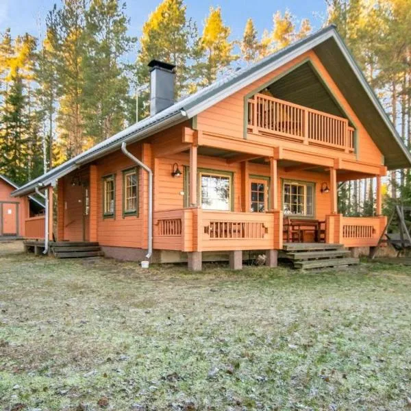 Tyyni Resort - Hirsihuvila Aalto，位于Liperi的酒店