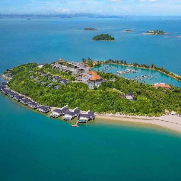 The Westin Nirup Island Resort & Spa，位于Belakangpadang的酒店