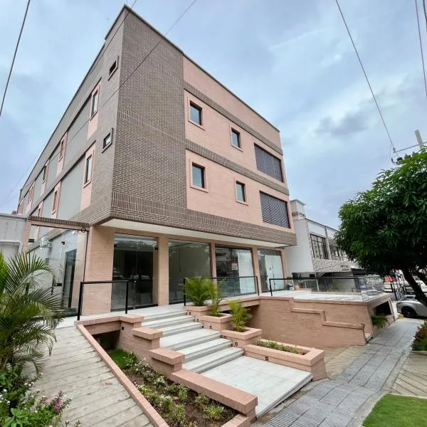 BQ84 Urban Hotel，位于巴兰基亚的酒店