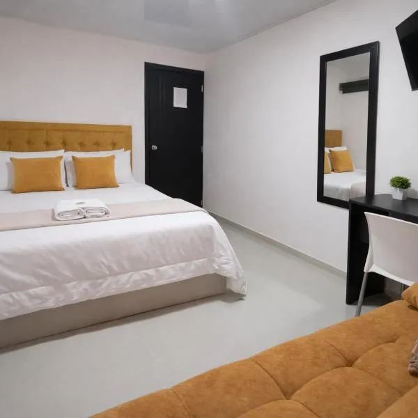 HOTEL BIG BEN MALAGA SANTANDER，位于Málaga的酒店