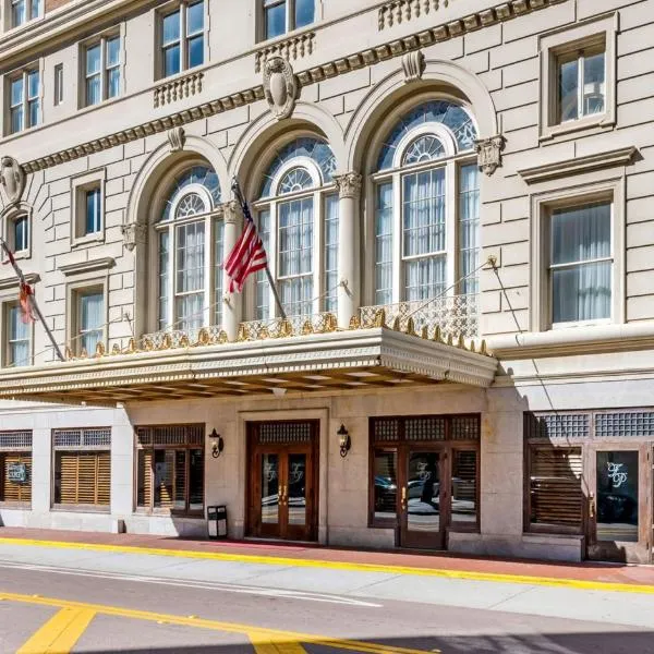 Hotel Flor Tampa Downtown, Tapestry Collection By Hilton，位于坦帕的酒店