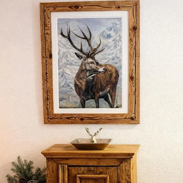 Laax Cozy Apartment Ski Bus in front of the Door，位于莱克斯的酒店