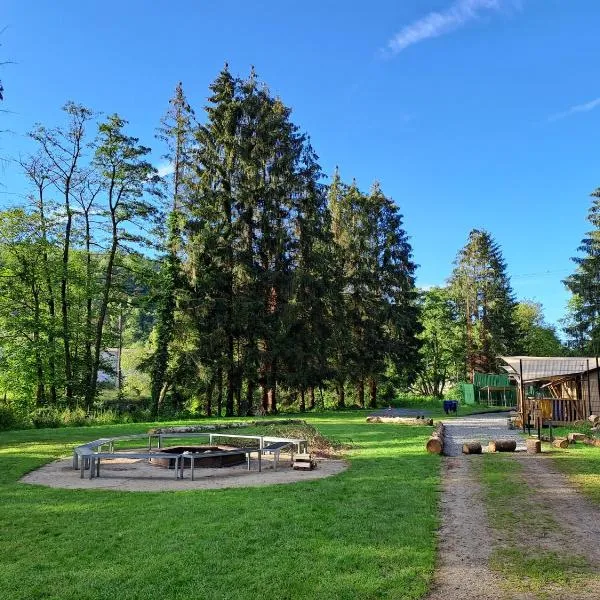 Camping Les Pommiers，位于Comblain-au-Pont的酒店