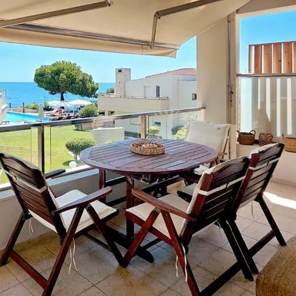 Aqua Mare Luxury - Porto Molo，位于Paralía Avdhíron的酒店