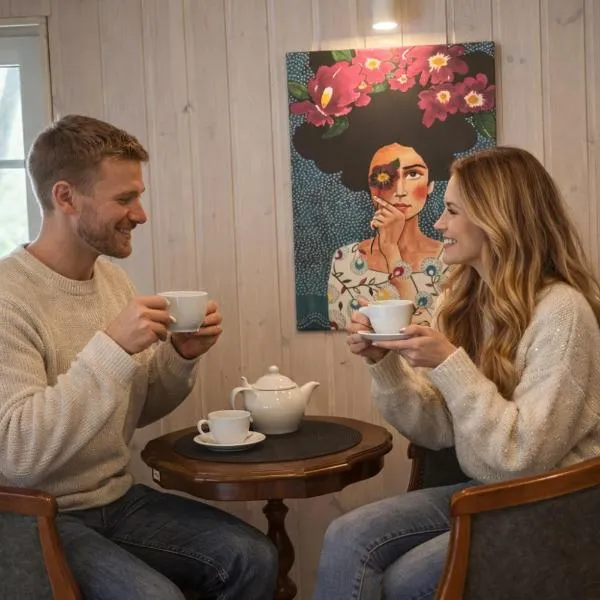 Cozy studio in a horse ranch，位于Lieplaukė的酒店