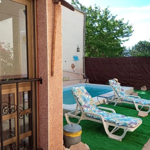 casa rural El Burrillo，位于昆卡的酒店