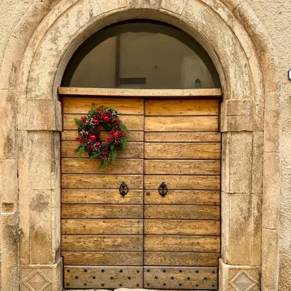 Rifugio del vicolo，位于Lucoli Alto的酒店