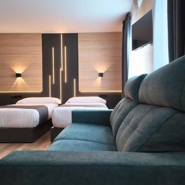 Hotel Focus，位于帕斯底拉卡萨的酒店