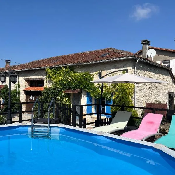 le gite du vieux puits，位于Loubillé的酒店
