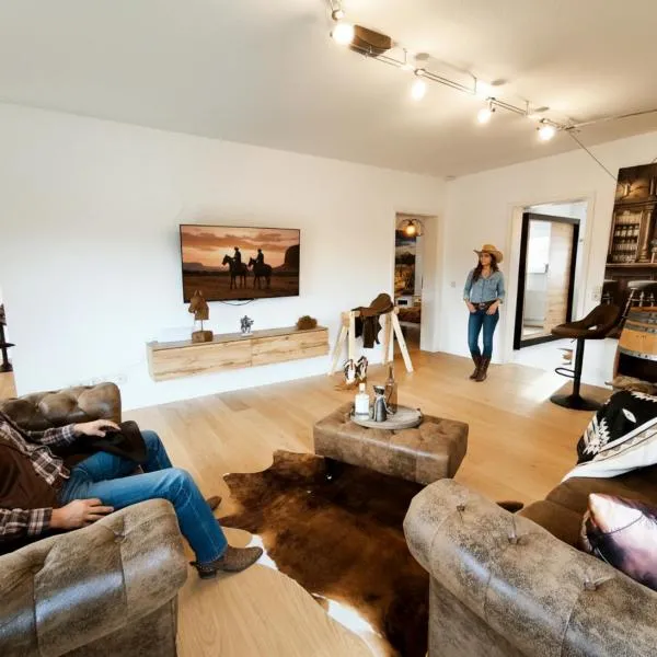 NEU - Wild Western Wohnung - 110 qm umgeben von Pferden am Fluss,位于Katzweiler的酒店
