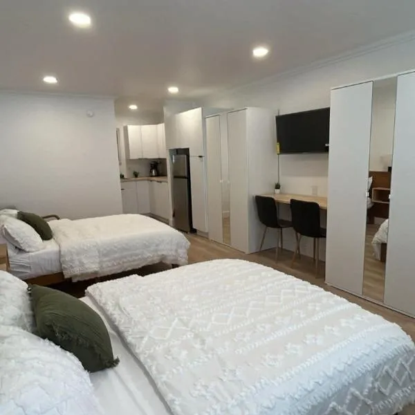 #4 Hygge Hus Hotel - Double Room Suite Connectable，位于Andrews的酒店