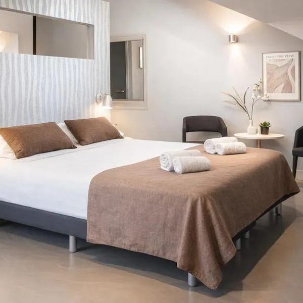 Luxury Suite in Historic Mill Free Parking & AC，位于奥斯的酒店