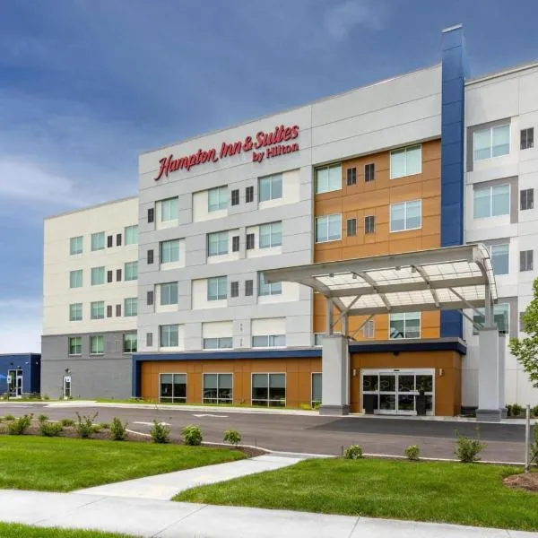 Hampton Inn & Suites By Hilton Louisville East Oxmoor，位于路易斯威尔的酒店
