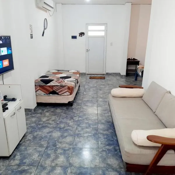 Departamento amplio zona centrica，位于雷西斯膝西亚的酒店