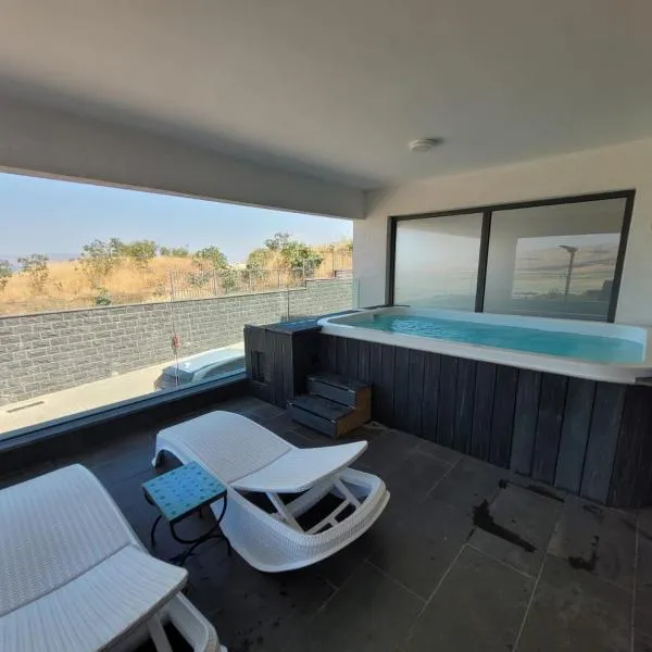 סי כנרת- דירות עם בריכה פרטית מבית בלו מגדל，位于马格达拉的酒店