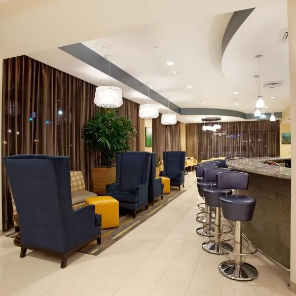 巴顿鲁日市中心靛蓝酒店，位于巴吞鲁日的酒店