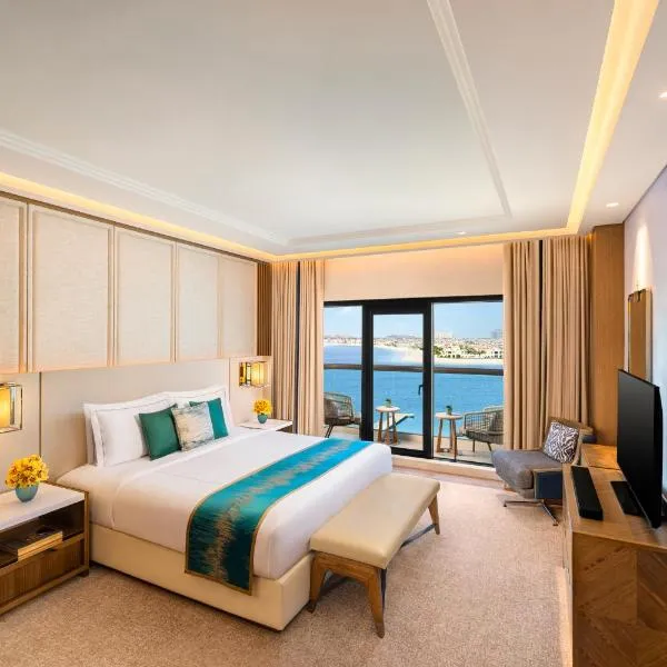Taj Exotica Resort & Spa, The Palm, Dubai，位于迪拜的酒店