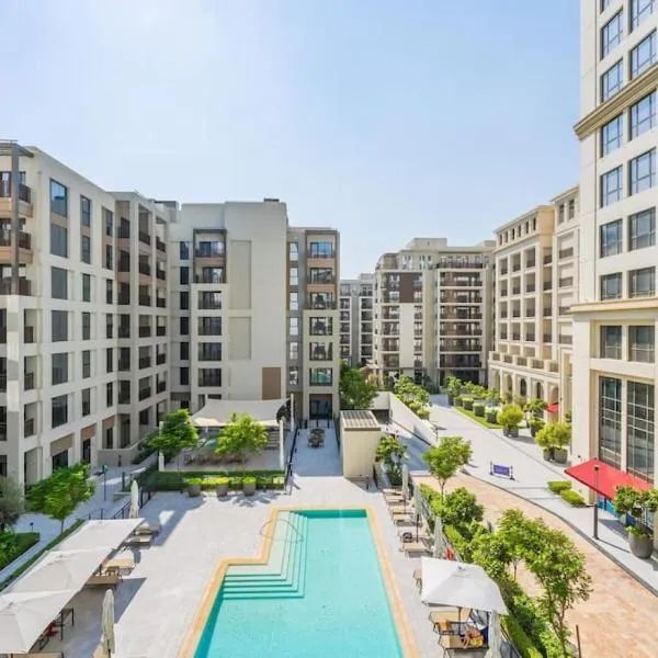 Dubai Creek Gem, Stylish Condo With Two Balconies，位于迪拜的酒店