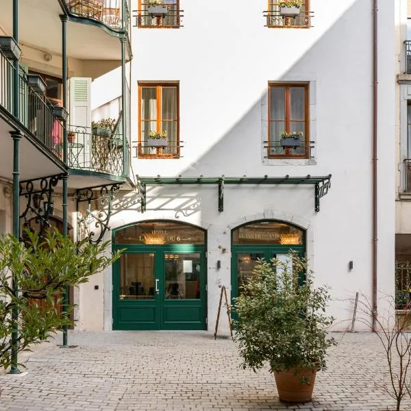 Hôtel La Cour du 6，位于安锡的酒店