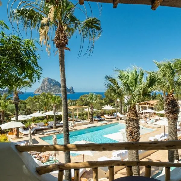 Petunia Ibiza, a Beaumier hotel，位于卡拉瓦德亚的酒店