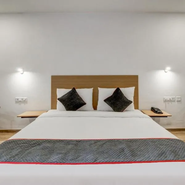 Super Townhouse RCC Majestic 397 LB Nagar，位于海得拉巴的酒店
