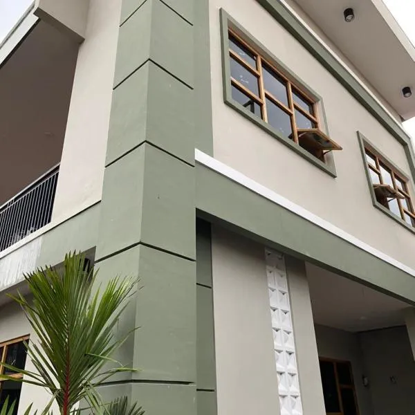 Amirah Syariah Guest House，位于Lumajang的酒店
